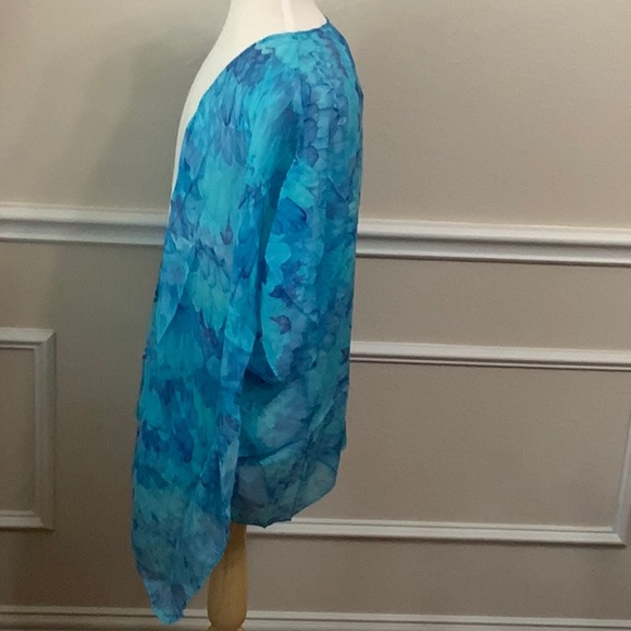 Lisa Blue WINGED ONES Cape - Celestial Blue - Picture 4 of 14